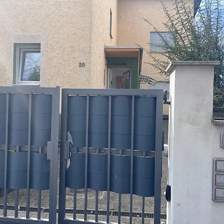 Monteurzimmer Leo 2 * Wiesbaden