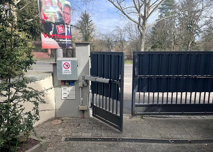 Appartamento Monteurzimmer Leo 2 Wiesbaden